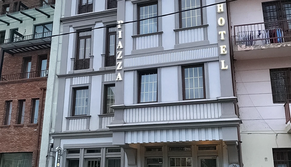 هتل پیازا تفلیس